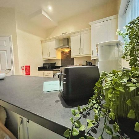 5 Bedroom, Sleeps 9 - Base To Explore Liverpool And Beyond Ngoại thất bức ảnh