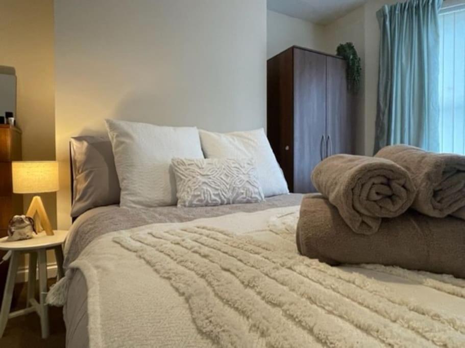 5 Bedroom, Sleeps 9 - Base To Explore Liverpool And Beyond Ngoại thất bức ảnh