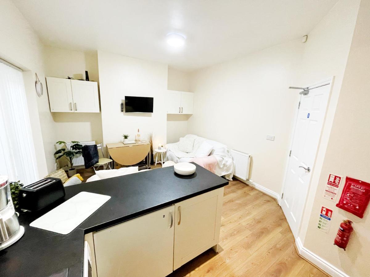 5 Bedroom, Sleeps 9 - Base To Explore Liverpool And Beyond Ngoại thất bức ảnh